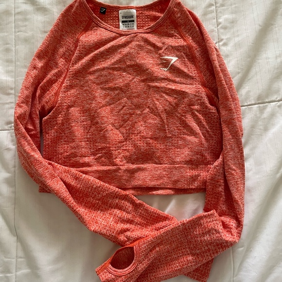 Gymshark Crop top - Picture 2 of 4